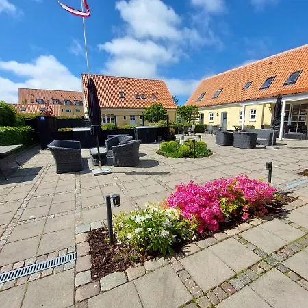 Toftegarden - *
